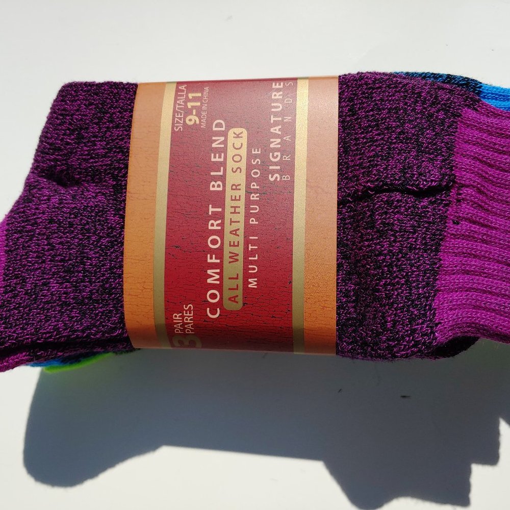 BRAND NEW! Comfort blend, 3 pairs, 9-11